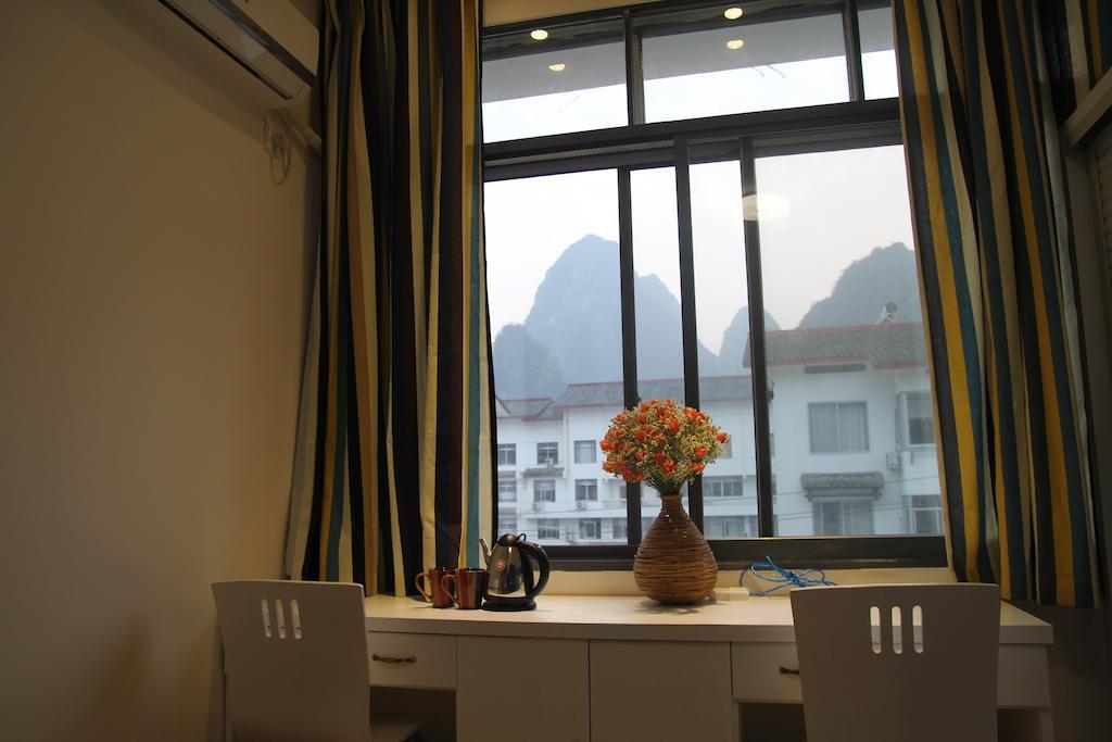 Tiffany Hostel Yangshuo Oda fotoğraf