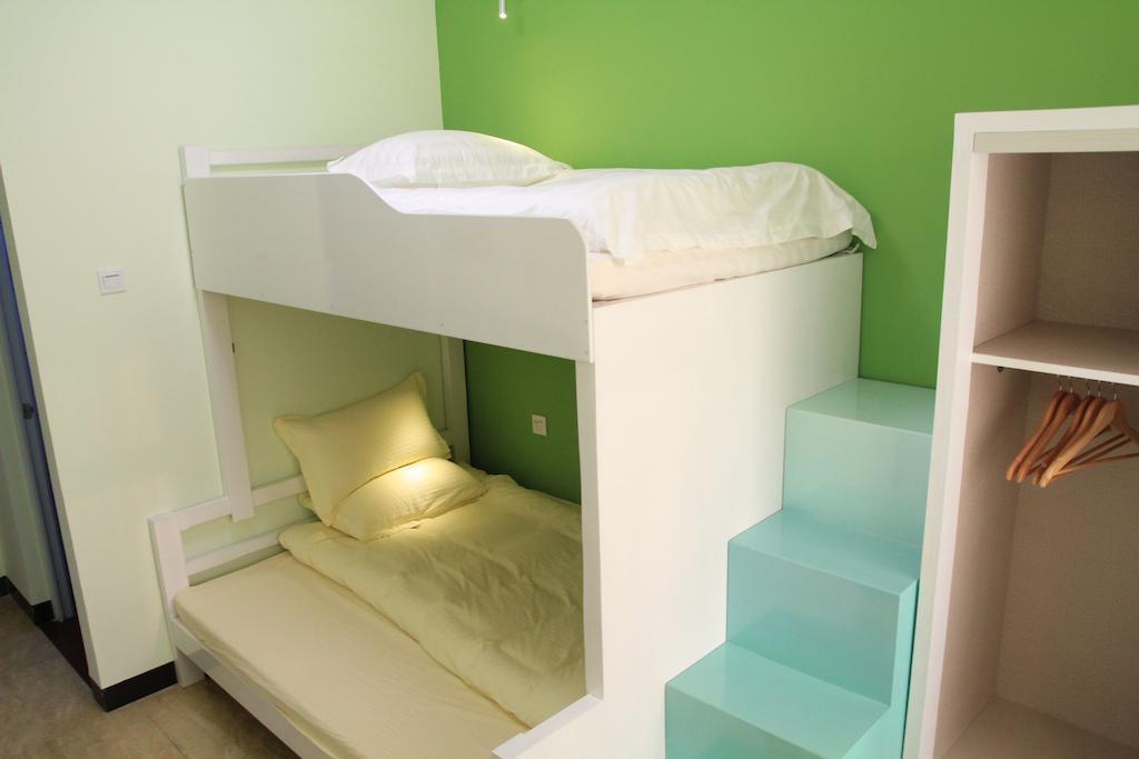 Tiffany Hostel Yangshuo Oda fotoğraf